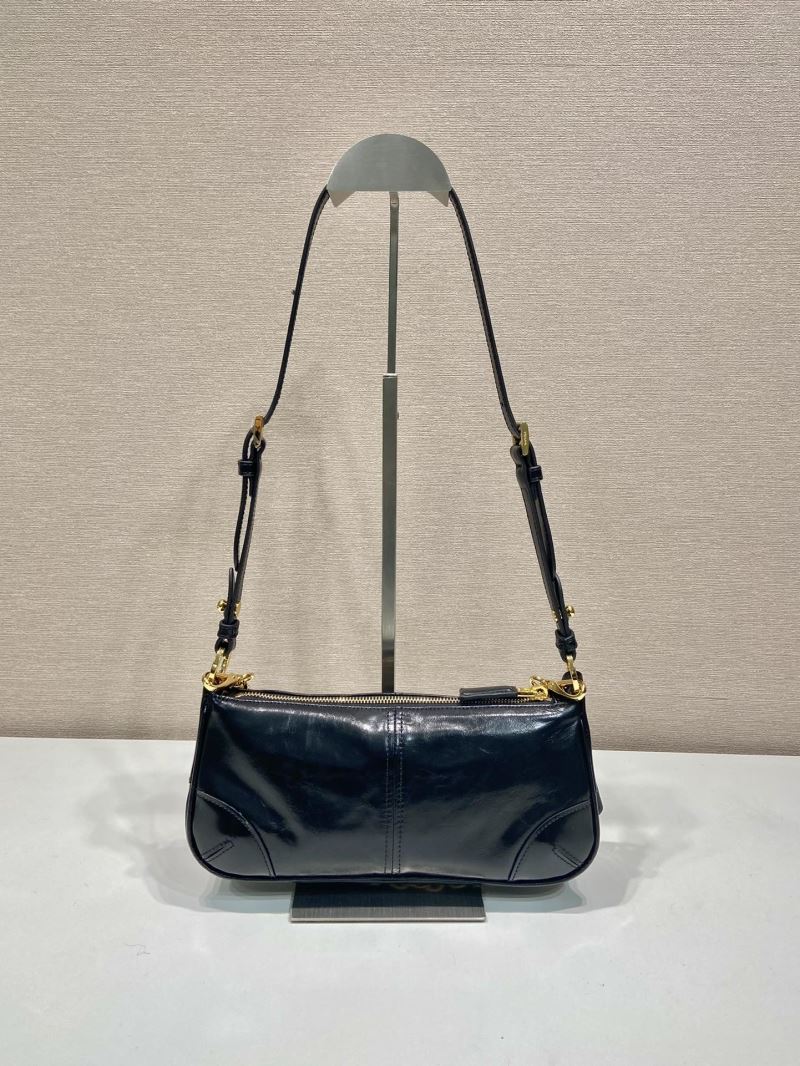 Pra*a hobo bags